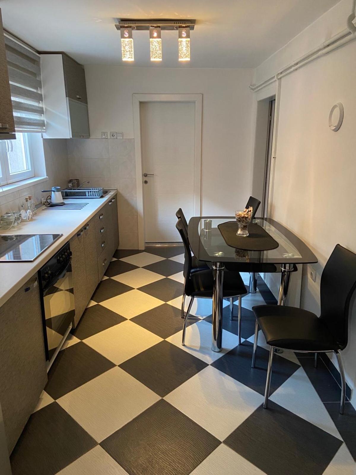 Downtown Apartment นิส ภายนอก รูปภาพ